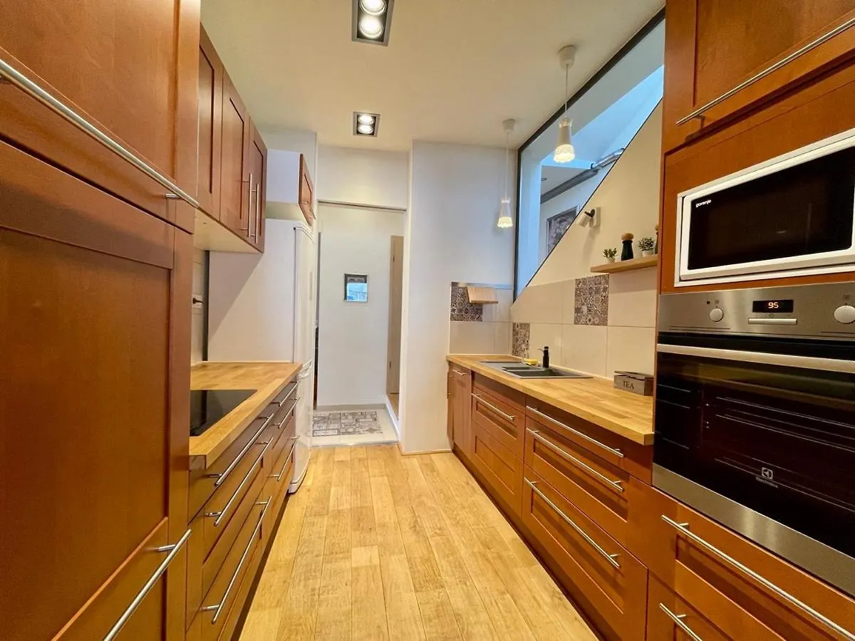 Penthouse W Private Rooftop And Free Parking Budapest 0*,  Hungary