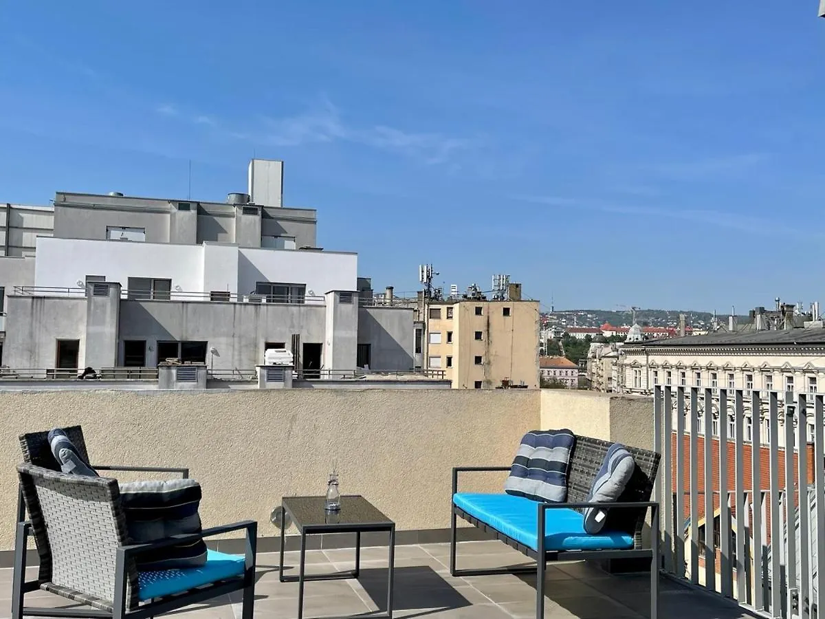 Penthouse W Private Rooftop And Free Parking Budapest 0*,