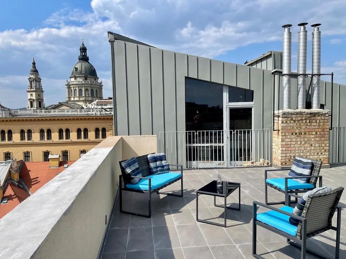 Penthouse W Private Rooftop And Free Parking Budapest Apartment