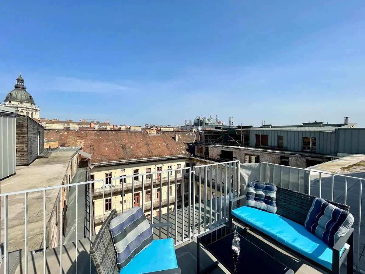 Penthouse W Private Rooftop And Free Parking Budapest 0*,